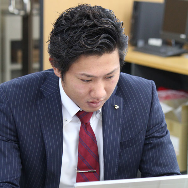 社員